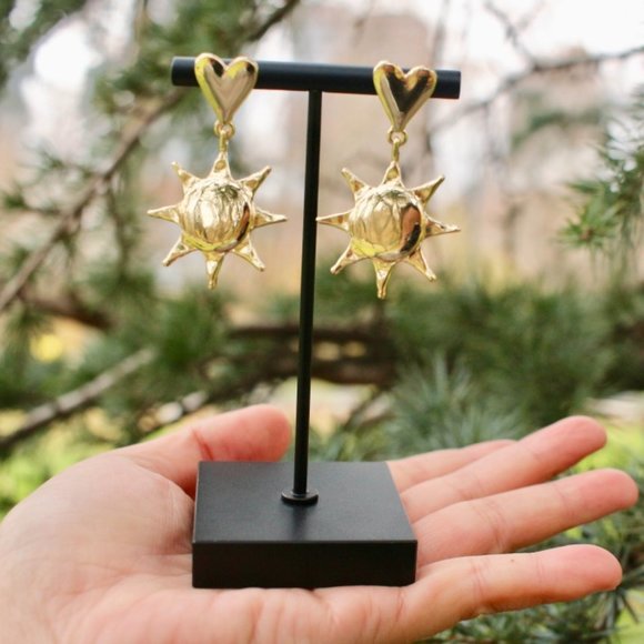 New Anthropologie Gold Heart Sun Drop Earrings - Picture 4 of 9